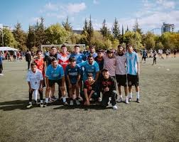 NBA：勇士主场击败小牛 库里三分火力全开